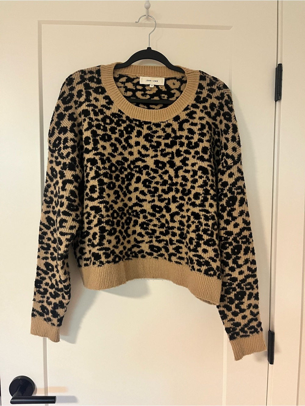 John + Jenn Leopard-Print Crewneck Sweater - Beige & Black